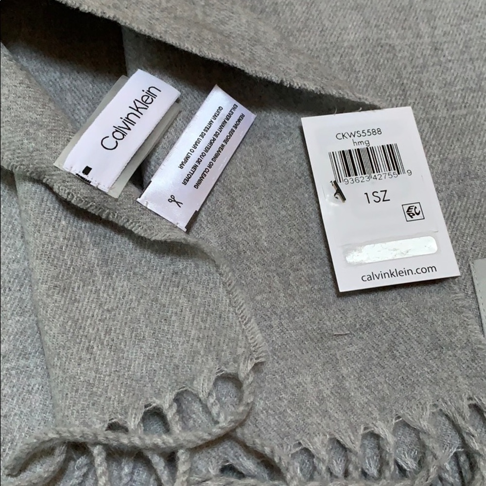 Calvin Klein Scarf - Picture 3 of 4